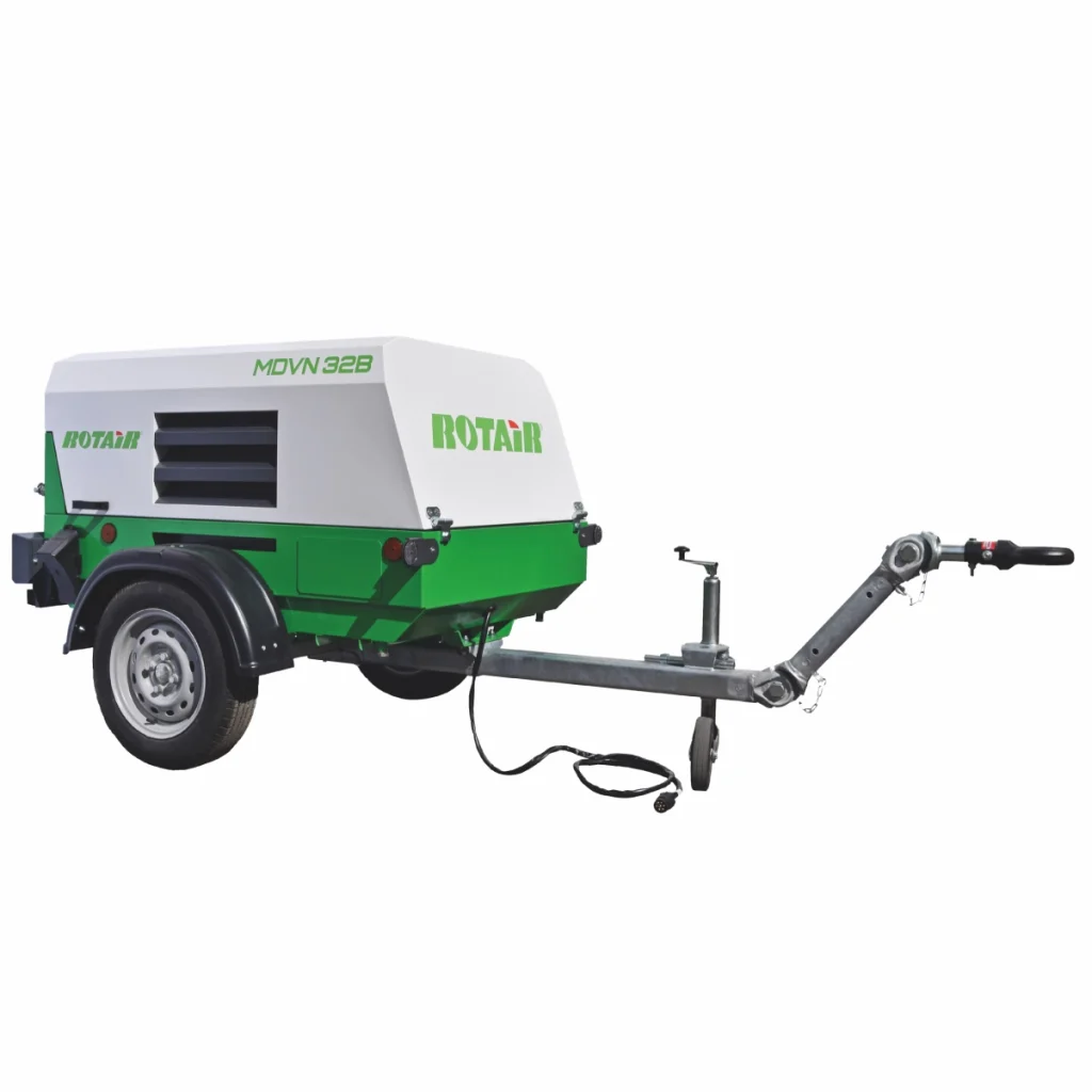 Motocompresor ROTAIR MDVN 32B debit 3100l/min, 7 bar motor Briggs&Stratton 40 cp, tractabil rutier